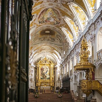 Freisinger Mariendom interior view 